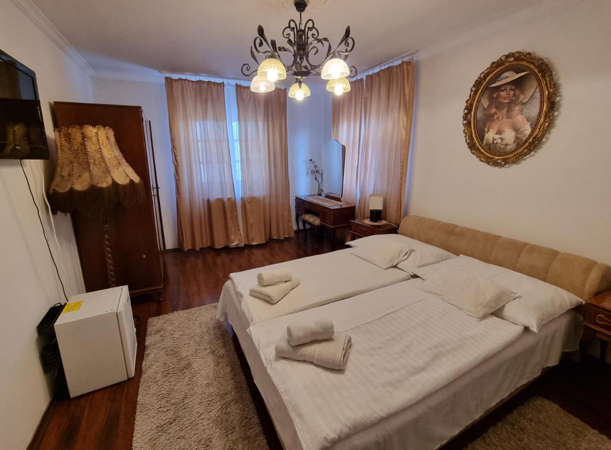 Bastya Wellness Hotel - Nyírbátor Eksteriør bilde